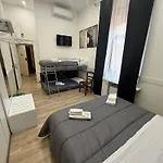 Frale In Apartman *