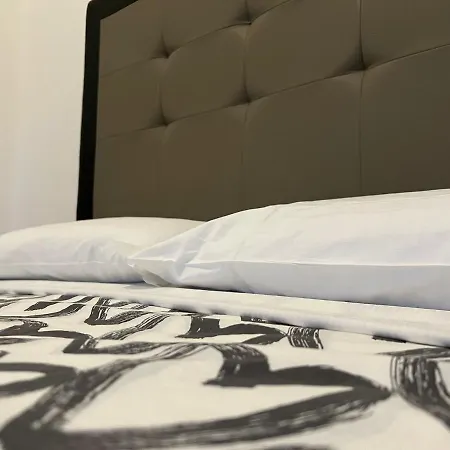 Frale In Appartement Rome